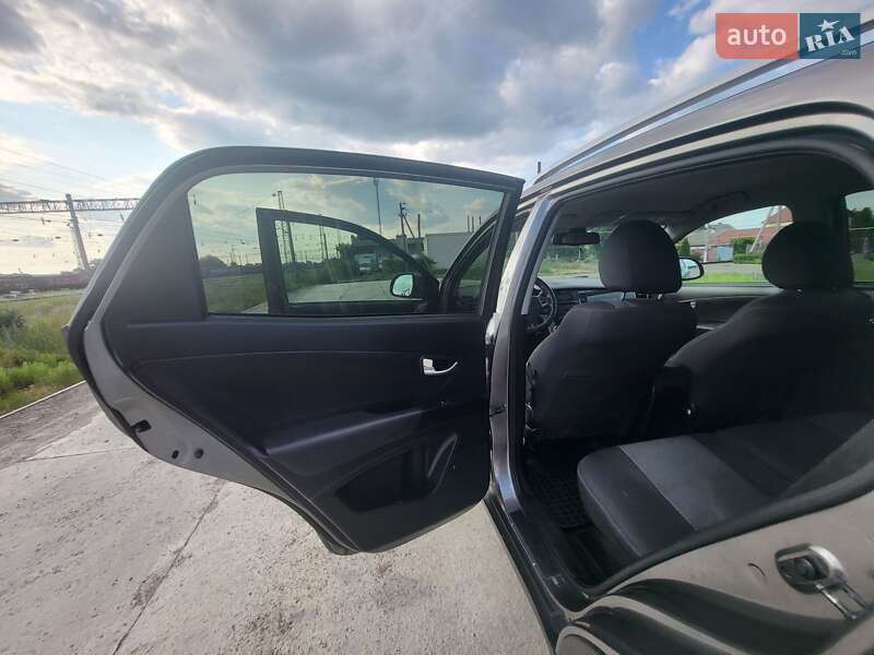 Внедорожник / Кроссовер SsangYong Korando 2012 в Подольске фото 12 Внедорожник / Кроссовер SsangYong Korando 2012 в Подольске