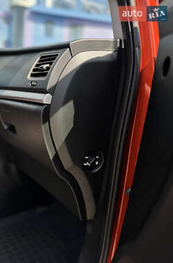 Внедорожник / Кроссовер SsangYong Korando 2011 в 