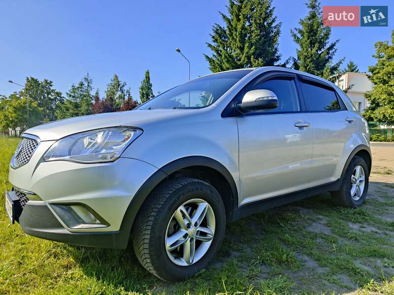 Внедорожник / Кроссовер SsangYong Korando 2012 в 