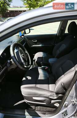 Внедорожник / Кроссовер SsangYong Korando 2012 в 
