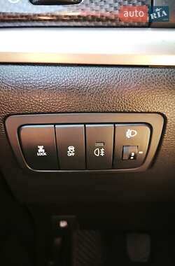 Внедорожник / Кроссовер SsangYong Korando 2012 в 