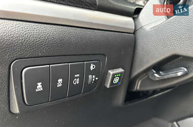 Внедорожник / Кроссовер SsangYong Korando 2013 в 