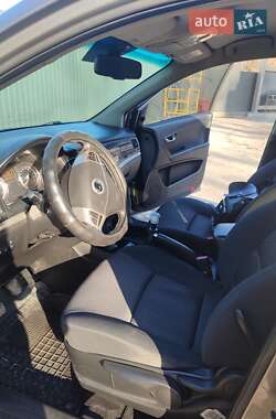 Позашляховик / Кросовер SsangYong Korando 2012 в 