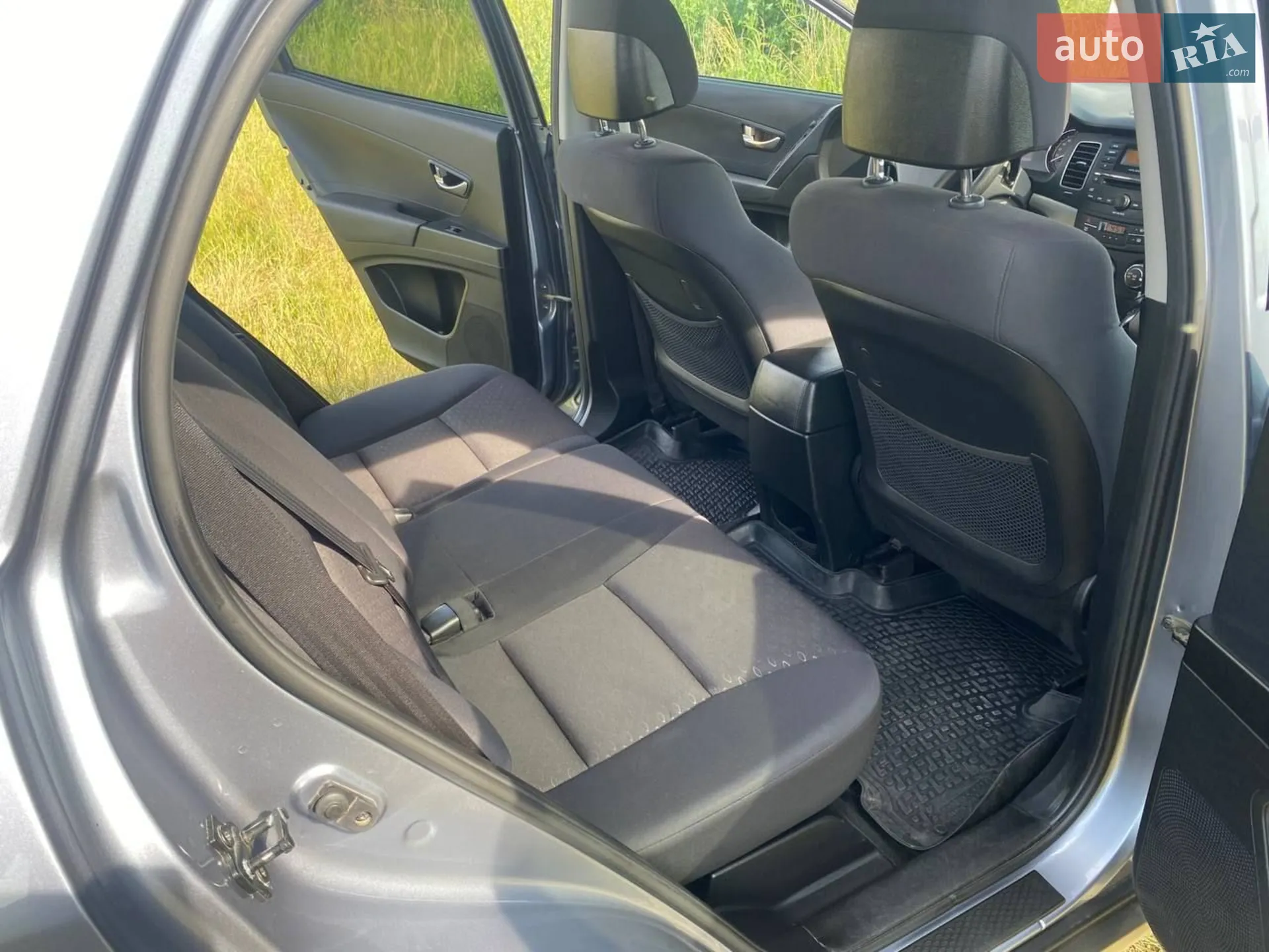 2012 SsangYong Korando - мініатюра 15