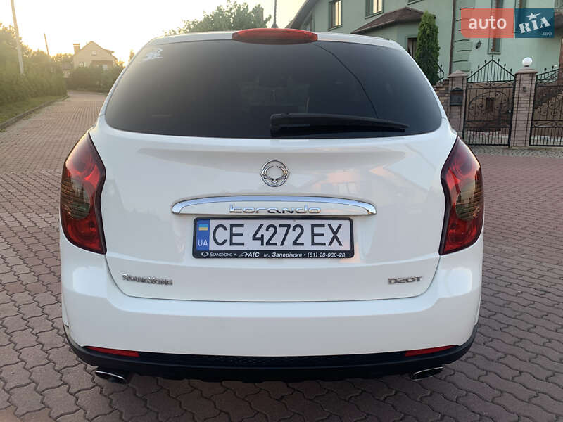 Позашляховик / Кросовер SsangYong Korando 2011 в Чернівцях