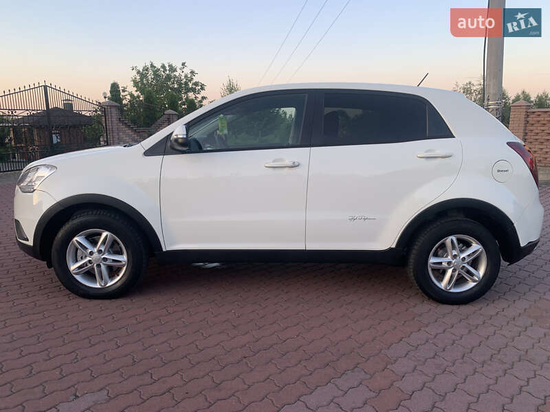 Позашляховик / Кросовер SsangYong Korando 2011 в Чернівцях