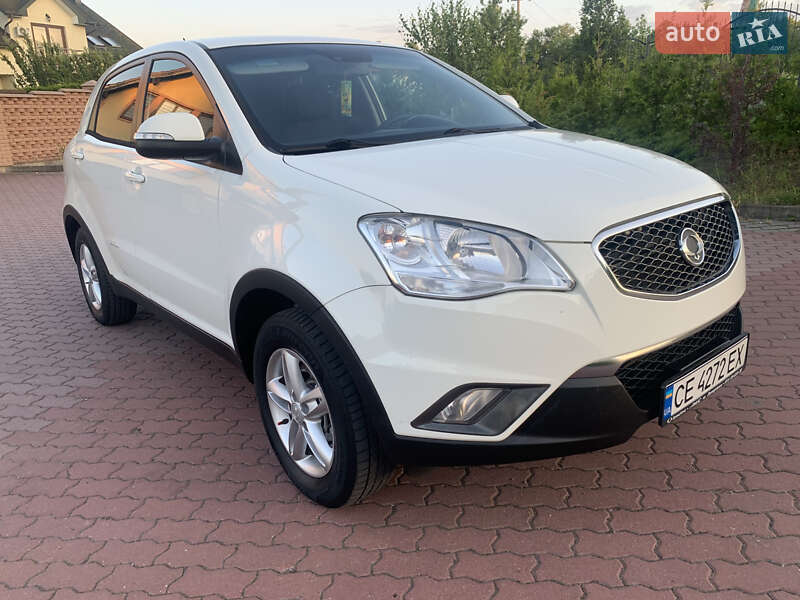 Позашляховик / Кросовер SsangYong Korando 2011 в Чернівцях