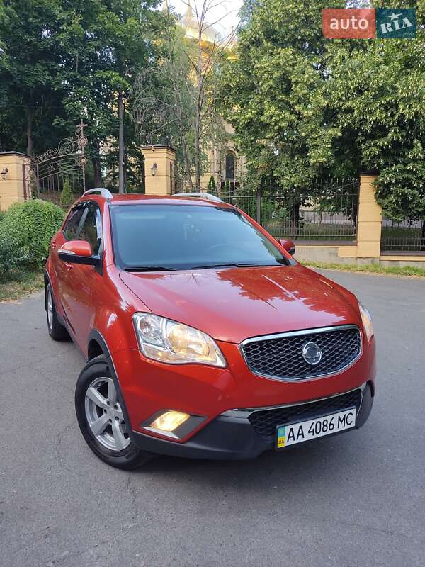 Внедорожник / Кроссовер SsangYong Korando 2012 в Киеве