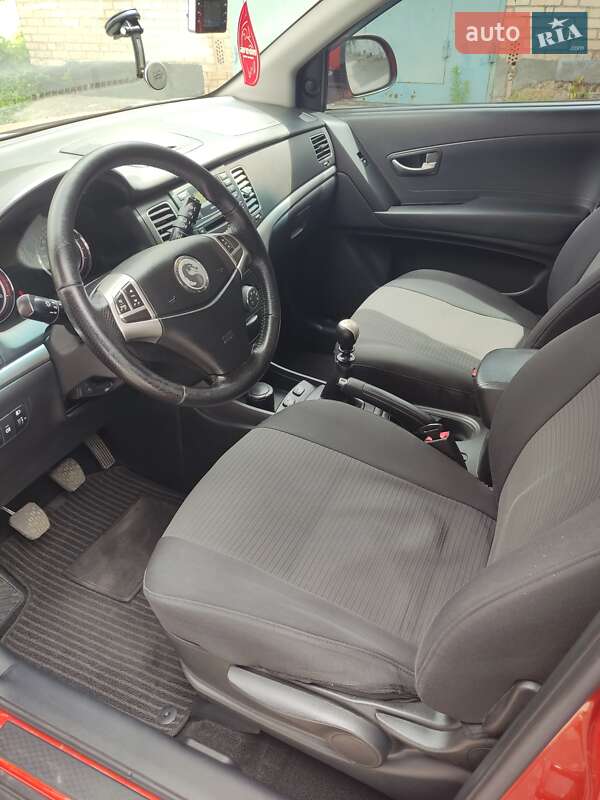 Позашляховик / Кросовер SsangYong Korando 2012 в Києві