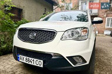 Позашляховик / Кросовер SsangYong Korando 2012 в 