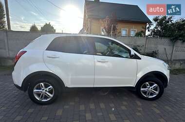 Позашляховик / Кросовер SsangYong Korando 2013 в 