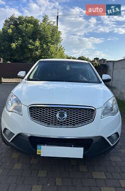 Позашляховик / Кросовер SsangYong Korando 2013 в 