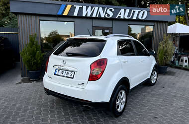 Внедорожник / Кроссовер SsangYong Korando 2012 в 