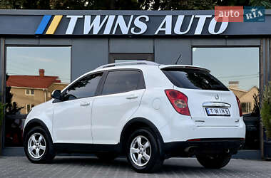 Внедорожник / Кроссовер SsangYong Korando 2012 в 