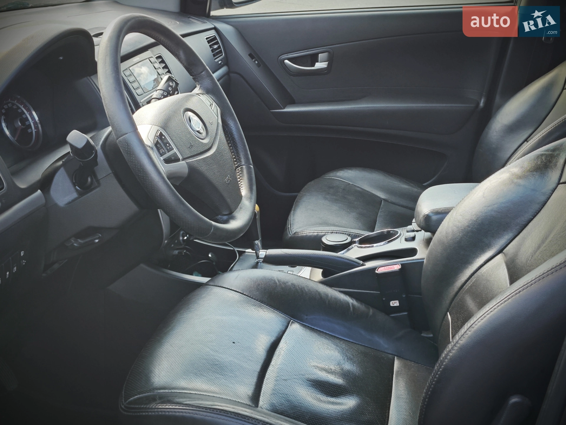 2011 SsangYong Korando - мініатюра 12