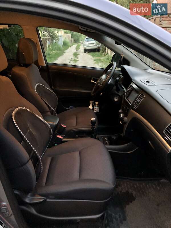 Внедорожник / Кроссовер SsangYong Korando 2011 в Киеве фото 10 Внедорожник / Кроссовер SsangYong Korando 2011 в Киеве