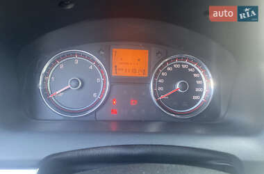 Внедорожник / Кроссовер SsangYong Korando 2012 в 