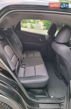 Позашляховик / Кросовер SsangYong Korando 2012 в 