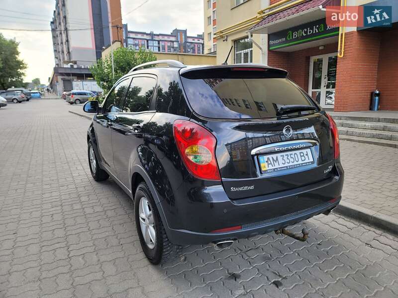 Позашляховик / Кросовер SsangYong Korando 2012 в Віньківцях