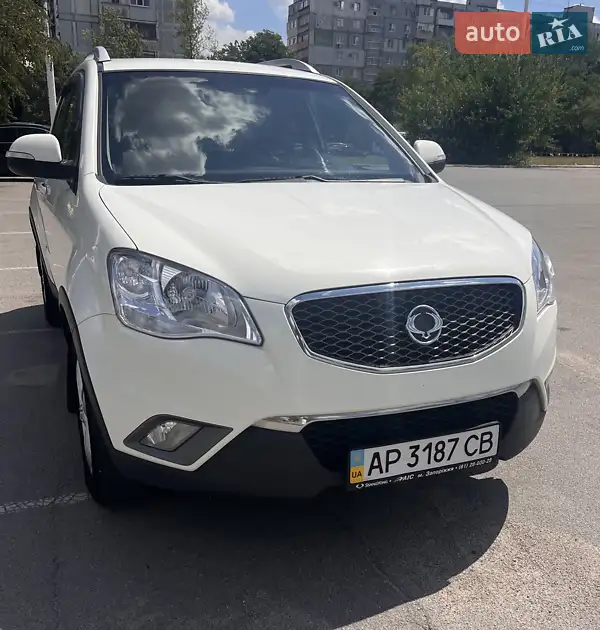 SsangYong Korando 2011 VIN Y7WCKSA40B0011990 фото оголошення 2 з 39
