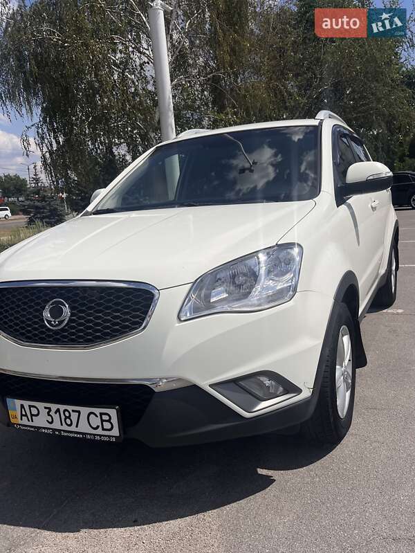 Позашляховик / Кросовер SsangYong Korando 2011 в Запоріжжі