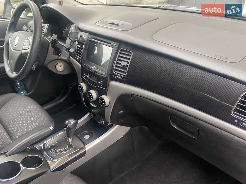 Внедорожник / Кроссовер SsangYong Korando 2013 в Хмельницком