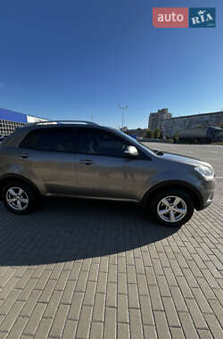 Позашляховик / Кросовер SsangYong Korando 2012 в 