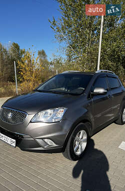 Позашляховик / Кросовер SsangYong Korando 2012 в 