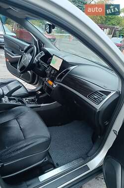 Позашляховик / Кросовер SsangYong Korando 2014 в 