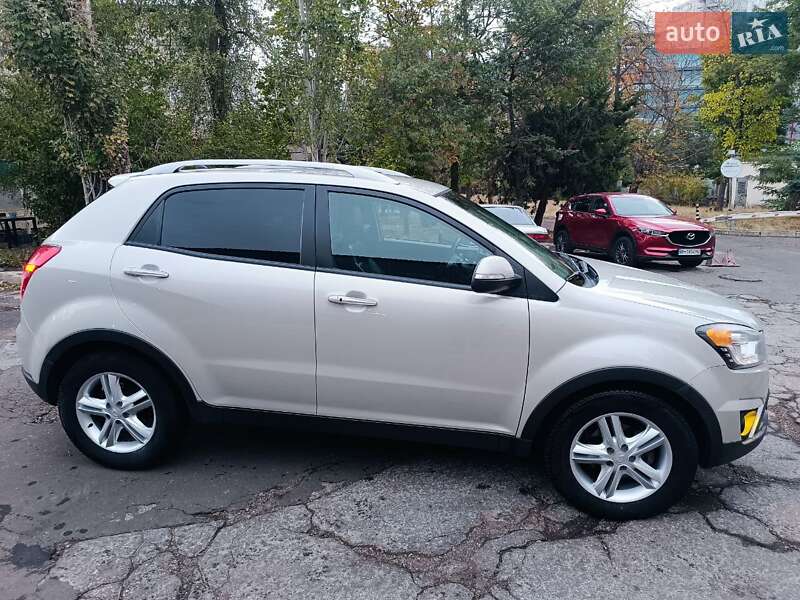 Внедорожник / Кроссовер SsangYong Korando 2014 в Одессе фото 14 Внедорожник / Кроссовер SsangYong Korando 2014 в Одессе