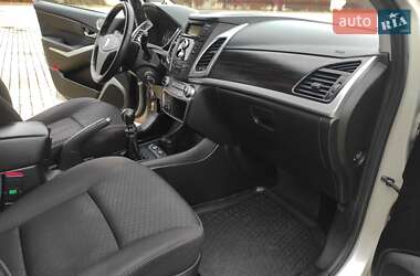 Внедорожник / Кроссовер SsangYong Korando 2014 в 