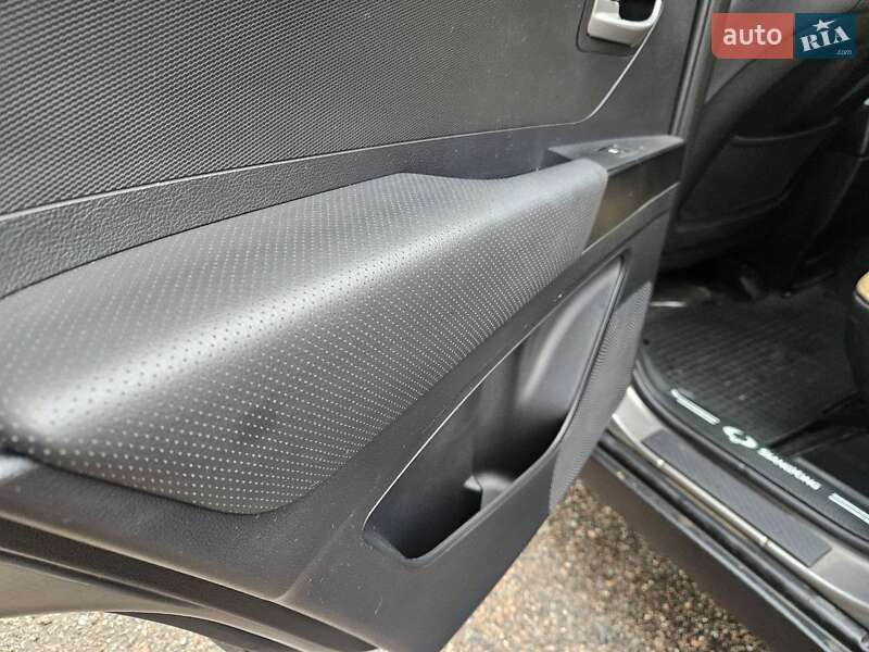 Внедорожник / Кроссовер SsangYong Korando 2013 в Кропивницком фото 9 Внедорожник / Кроссовер SsangYong Korando 2013 в Кропивницком