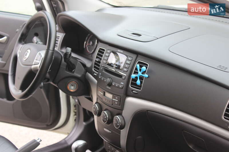 Позашляховик / Кросовер SsangYong Korando 2011 в Дніпрі