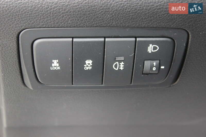 Позашляховик / Кросовер SsangYong Korando 2011 в Дніпрі