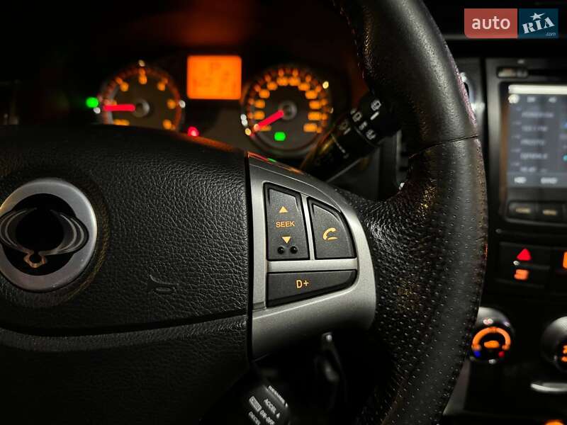 Внедорожник / Кроссовер SsangYong Korando 2013 в Киеве