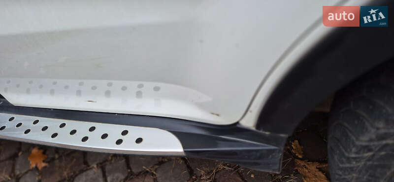 Позашляховик / Кросовер SsangYong Korando 2013 в Стебнику