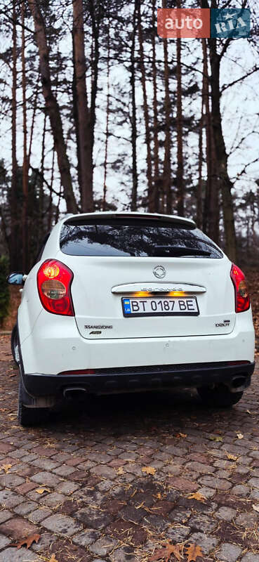 Позашляховик / Кросовер SsangYong Korando 2013 в Стебнику