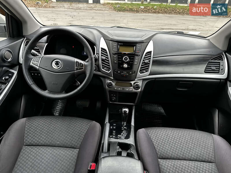 Позашляховик / Кросовер SsangYong Korando 2014 в Вінниці