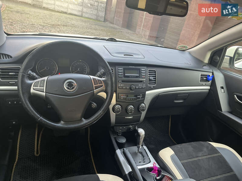 Позашляховик / Кросовер SsangYong Korando 2011 в Івано-Франківську