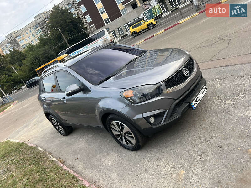 Внедорожник / Кроссовер SsangYong Korando 2014 в Житомире