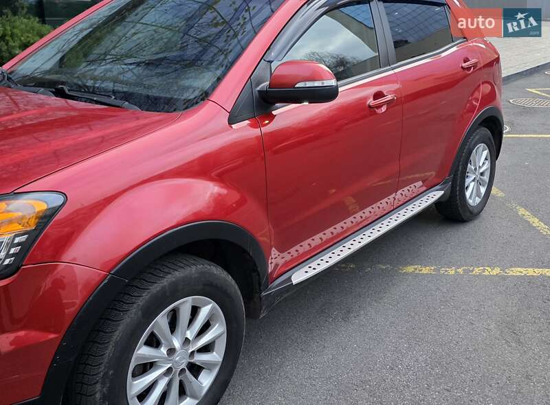 Внедорожник / Кроссовер SsangYong Korando 2014 в Киеве фото 3 Внедорожник / Кроссовер SsangYong Korando 2014 в Киеве