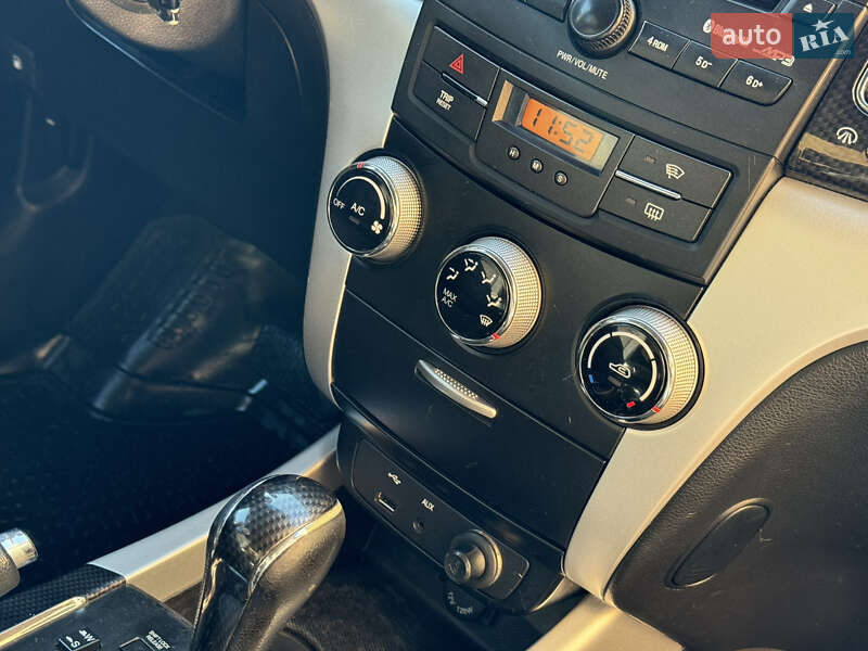 Позашляховик / Кросовер SsangYong Korando 2012 в Ужгороді