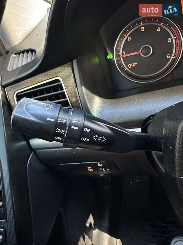 Позашляховик / Кросовер SsangYong Korando 2012 в Білогородці