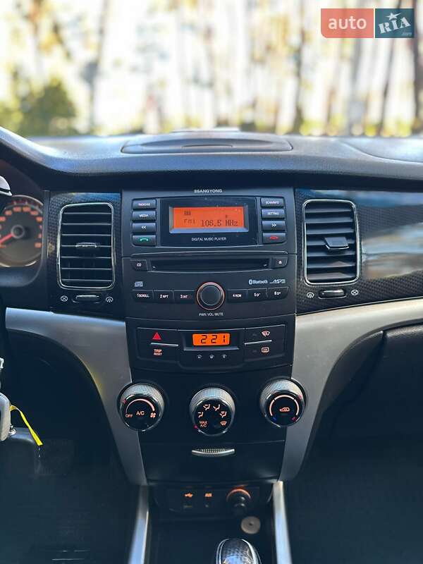 Позашляховик / Кросовер SsangYong Korando 2012 в Білогородці