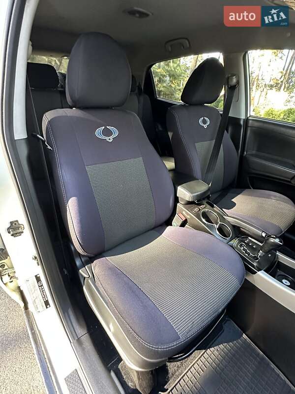 Позашляховик / Кросовер SsangYong Korando 2012 в Білогородці