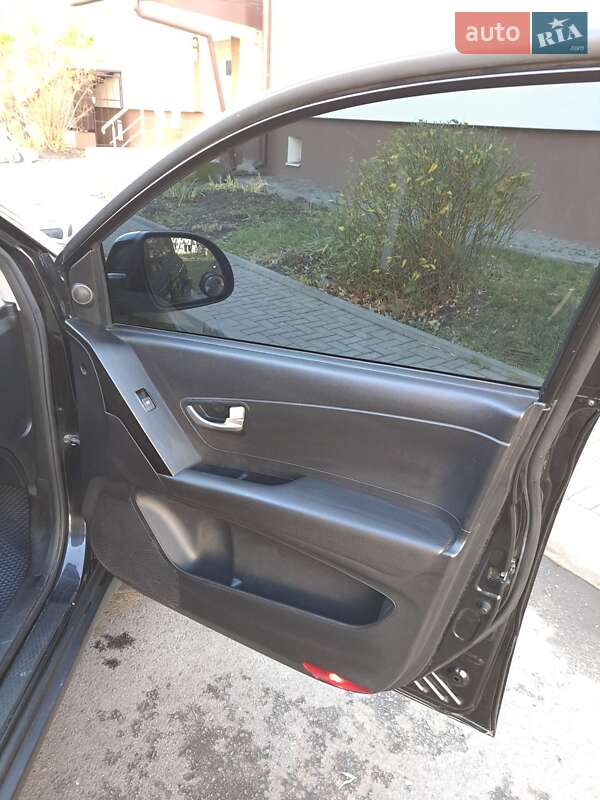 Внедорожник / Кроссовер SsangYong Korando 2013 в Луцке фото 18 Внедорожник / Кроссовер SsangYong Korando 2013 в Луцке