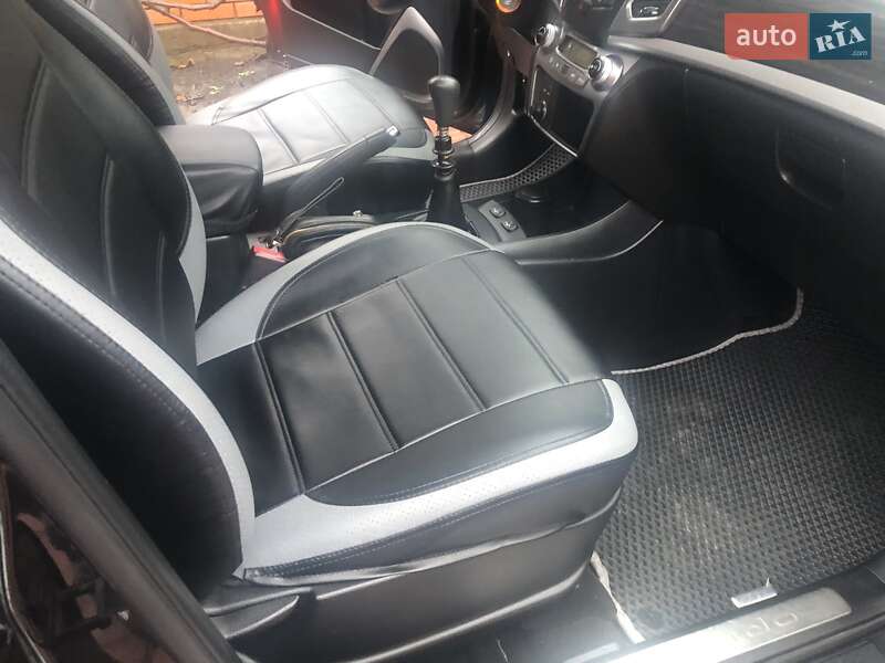 Позашляховик / Кросовер SsangYong Korando 2014 в Одесі фото 18 Позашляховик / Кросовер SsangYong Korando 2014 в Одесі