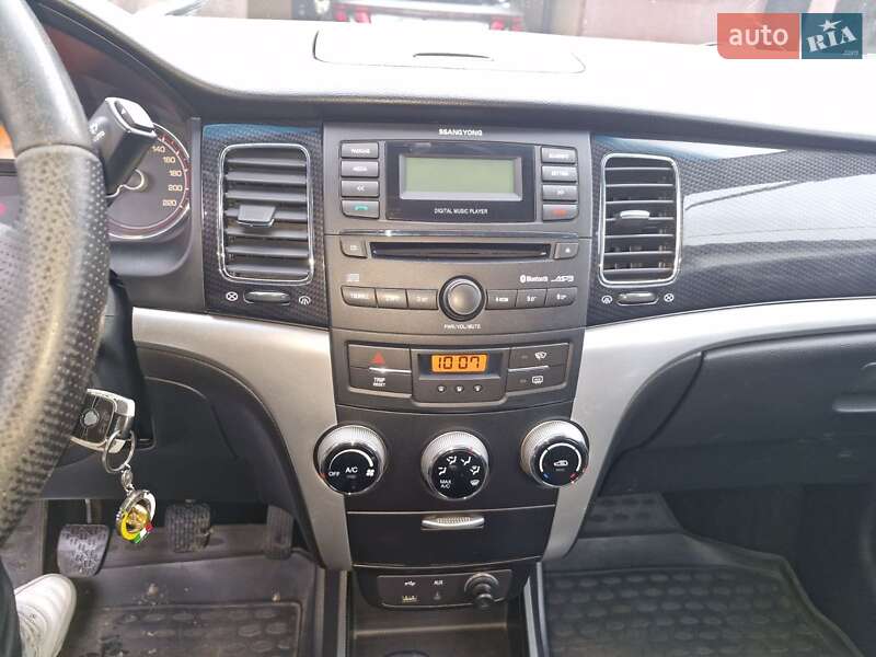 Внедорожник / Кроссовер SsangYong Korando 2012 в Днепре