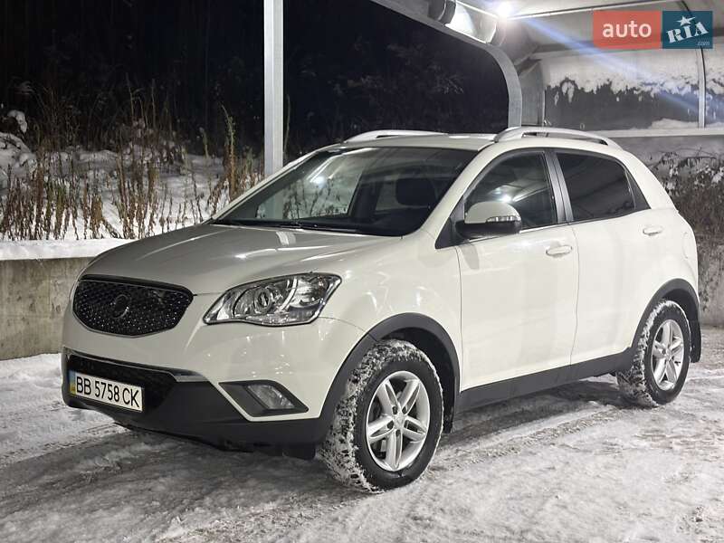 Внедорожник / Кроссовер SsangYong Korando 2013 в Киеве фото 3 Внедорожник / Кроссовер SsangYong Korando 2013 в Киеве