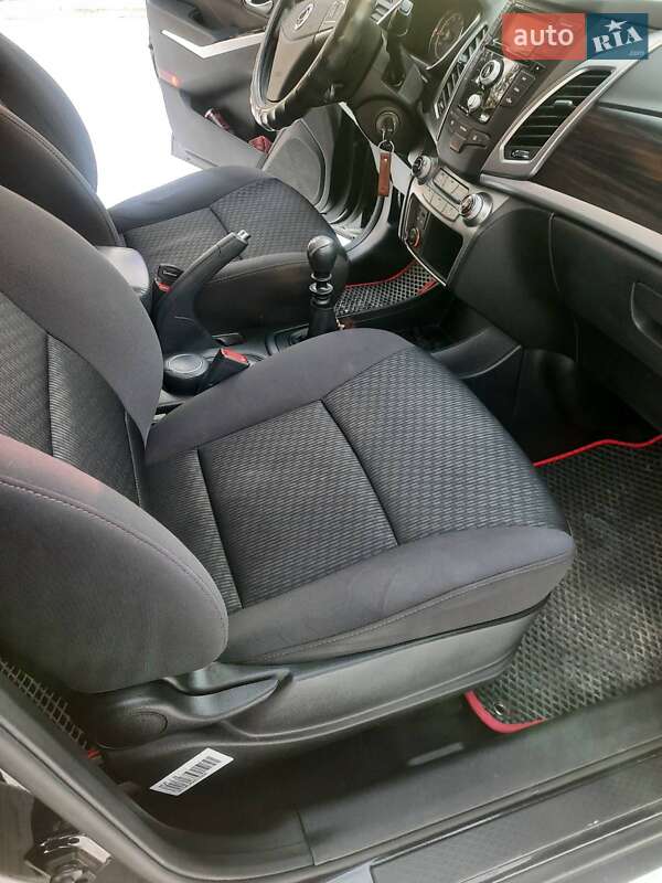 Внедорожник / Кроссовер SsangYong Korando 2014 в Харькове фото 35 Внедорожник / Кроссовер SsangYong Korando 2014 в Харькове